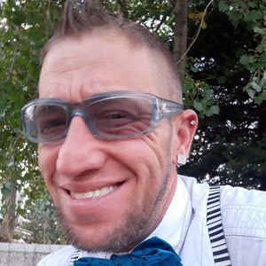 Meet your Posher, Jed